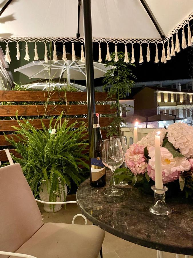 Vlorë Bohemian Boutique Suites מראה חיצוני תמונה