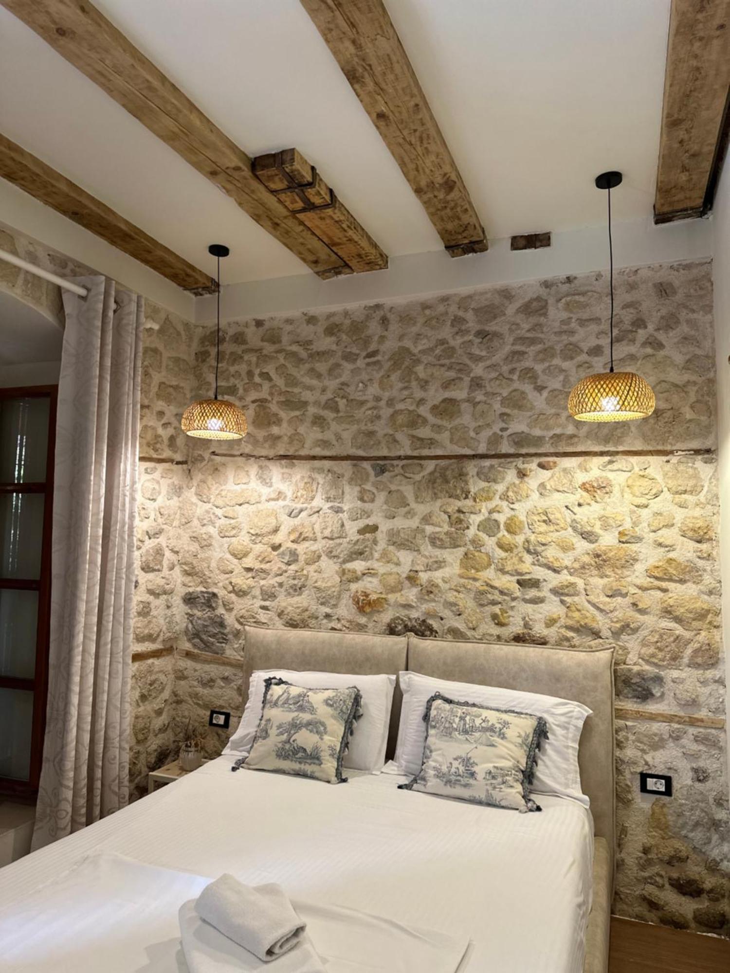 Vlorë Bohemian Boutique Suites מראה חיצוני תמונה