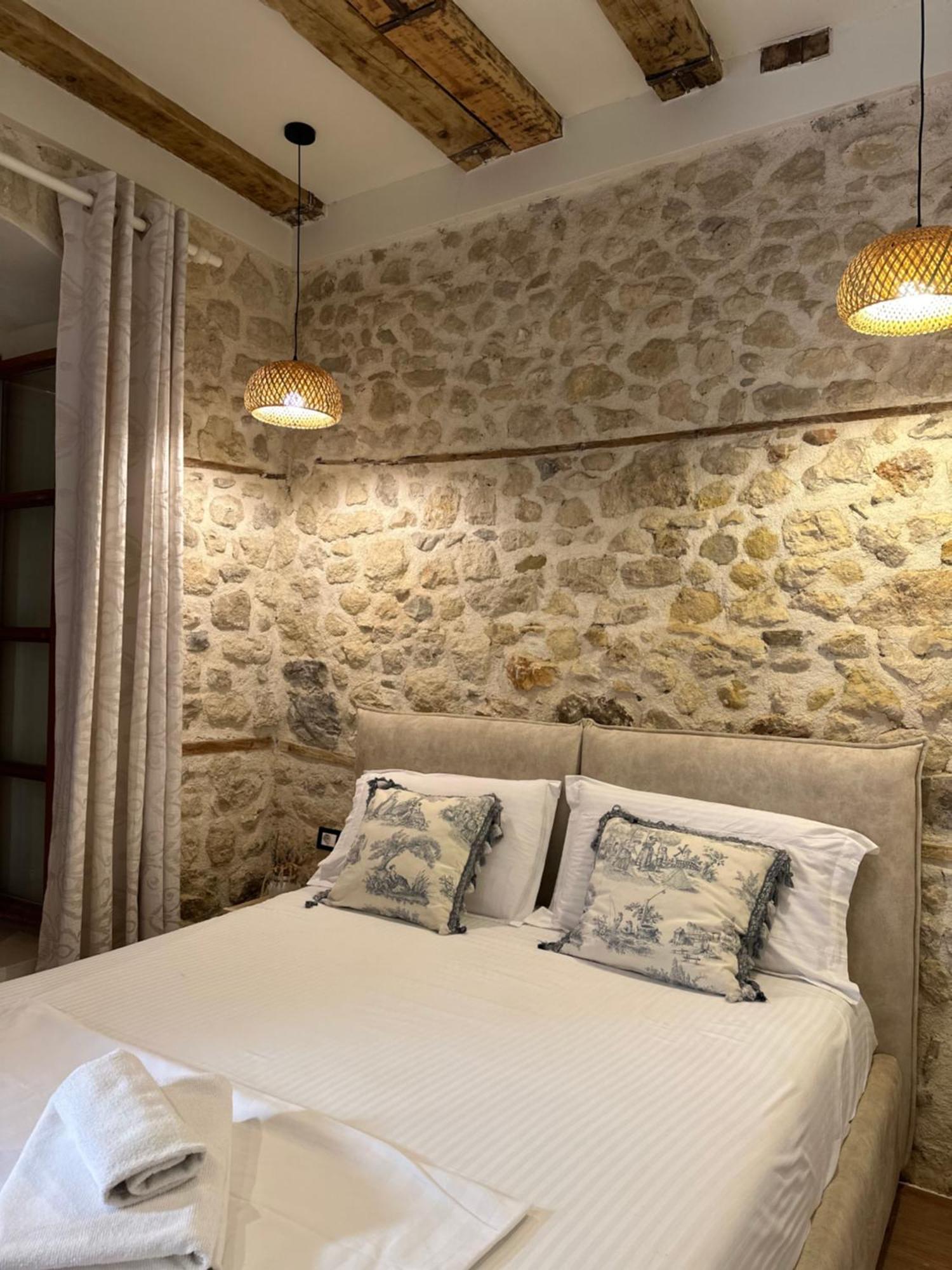 Vlorë Bohemian Boutique Suites מראה חיצוני תמונה